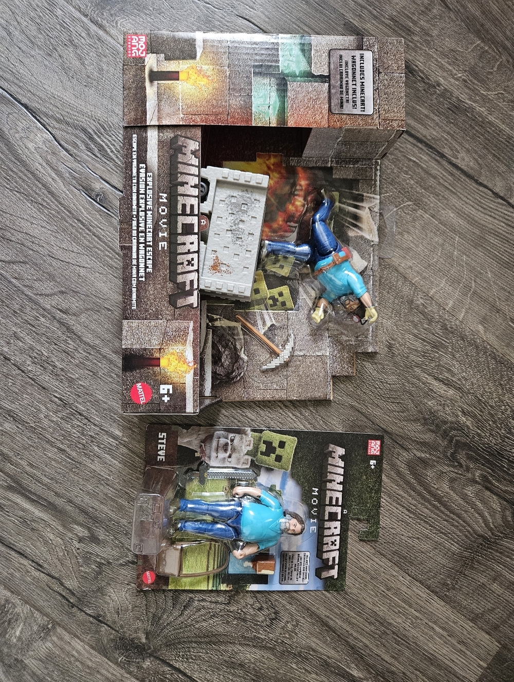 2 Minecraft Steve Figures